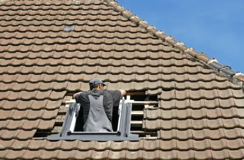 Pose de velux - Villeneuve-les-Sablons